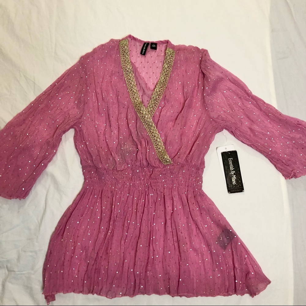 Essentials by Milano Pink & Gold Top